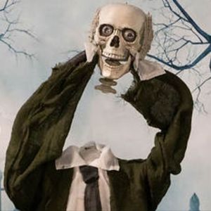 Halloween animatronic life-size skeleton